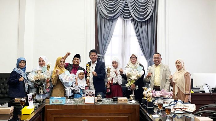 Dr. Suyadi Rogoh Kocek Pribadi Dukung Karya Anak, Dorong Buku Masuk Perpustakaan Kota Malang
